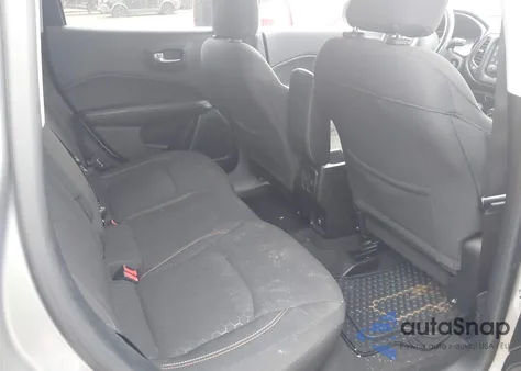 2018 Jeep Compass Sport 4X4 from USA, damaged, VIN 3C4NJDAB9JT284050